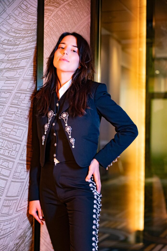 86bf53ca-0438-4818-94b5-1484512158c5