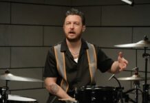 Matt Helders, habló sobre la grabación de su nuevo sencillo ‘Opening Night’
