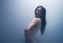 Sarah Kinsley comparte el tema «Lonely Touch»