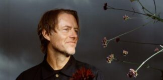 Ed O’Brien, de Radiohead comparte el tema ‘Incantations’