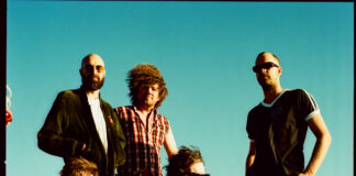 Pond ha compartido “Through the Heather”