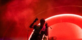 The Strokes han lanzado el sencillo «Falling Out of Love»