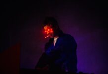 Kavinsky, el rey del synthwave llegará al festival Nescafé Vaivén
