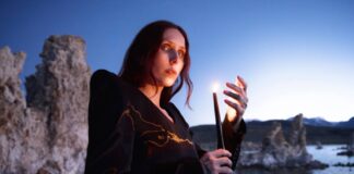Chelsea Wolfe ha compartido dos nuevas canciones