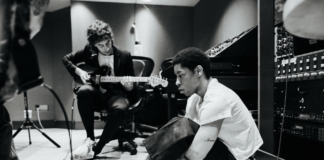 Albert Hammond Jr. explica el retraso del álbum de The Strokes