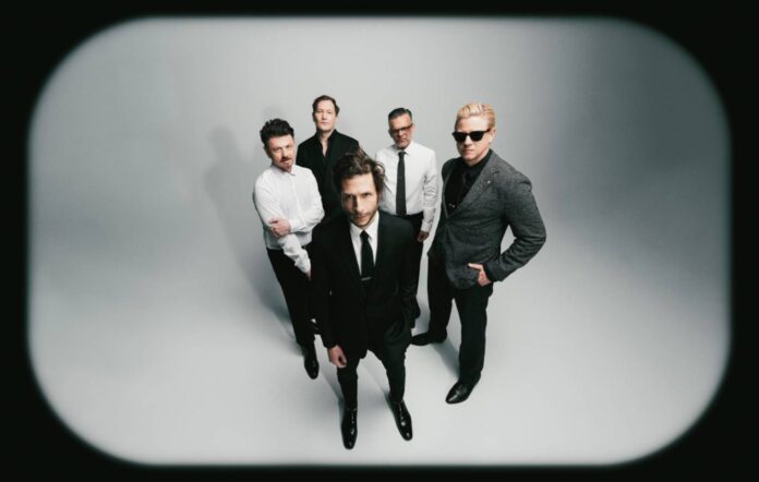 Interpol_Elliot_Lee_Hazel