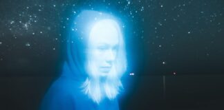 Phoebe Bridgers estrenará su nuevo álbum reproduciéndolo en planetarios