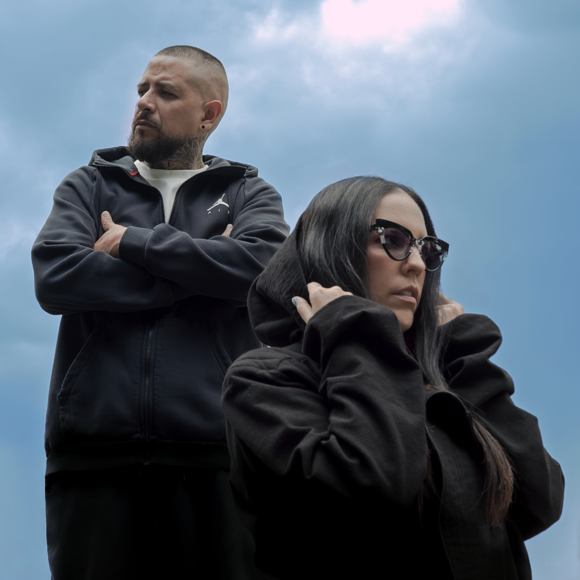 XIMBO presenta «Volar Ligero» en colaboración con Akil Ammar