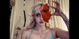 Grimes ha anunciado su nuevo álbum, PSYOPERA
