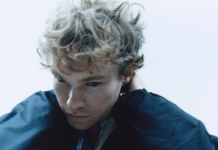 Presley Regier anuncia su nuevo proyecto «Sensitive to the room, sensitive to the sound»